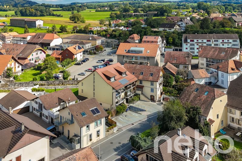 Immeuble de rendement rénové avec 11 appartements et local commercial! (7)