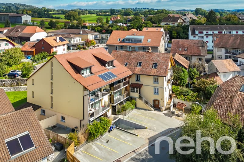 Immeuble de rendement rénové avec 11 appartements et local commercial! (5)