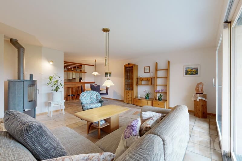 Charmantes 4.5-Zimmer Einfamilienhaus mit ausgebautem Dachstock (11)