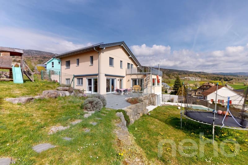 Maison passive avec studio, piscine et vue dégagée (2)