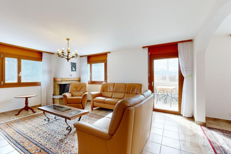 Exclusif: Lumineux appartement traversant de 3 chambres (2)