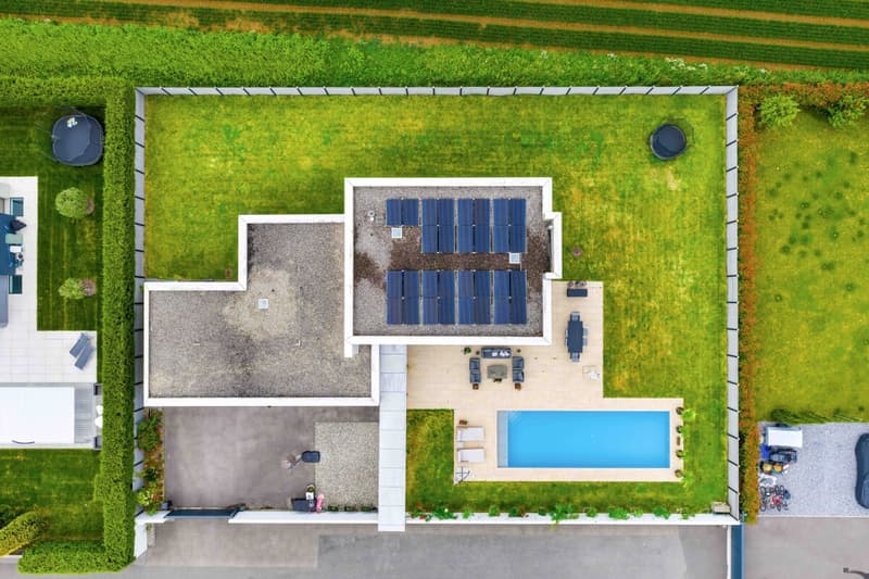 Villa contemporaine avec piscine à Buchillon, proche du lac (4)