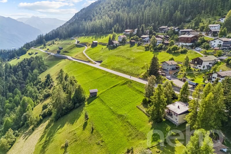 3?520 m² Entwicklungsgrundstück mit Projektstudie in Davos Wiesen (2)