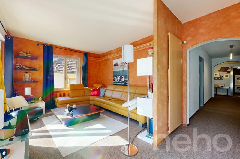 Immeuble mixte 2 Commerces + 3.5 + 8.5 en duplex (1)