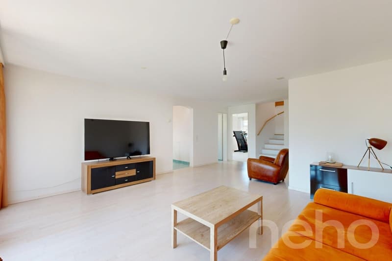 Attraktive Maisonettewohnung in gepflegtem Dreiparteienhaus (2)