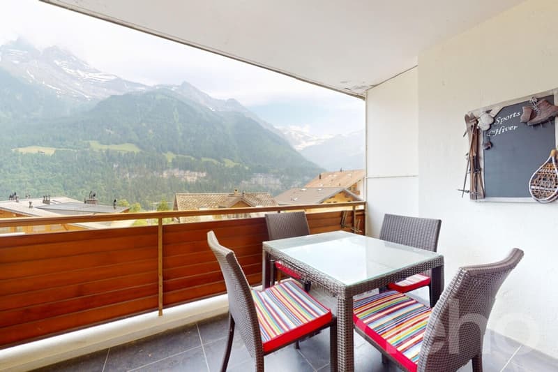 Appartement entièrement rénové plein centre Champéry, vue panoramique (10)