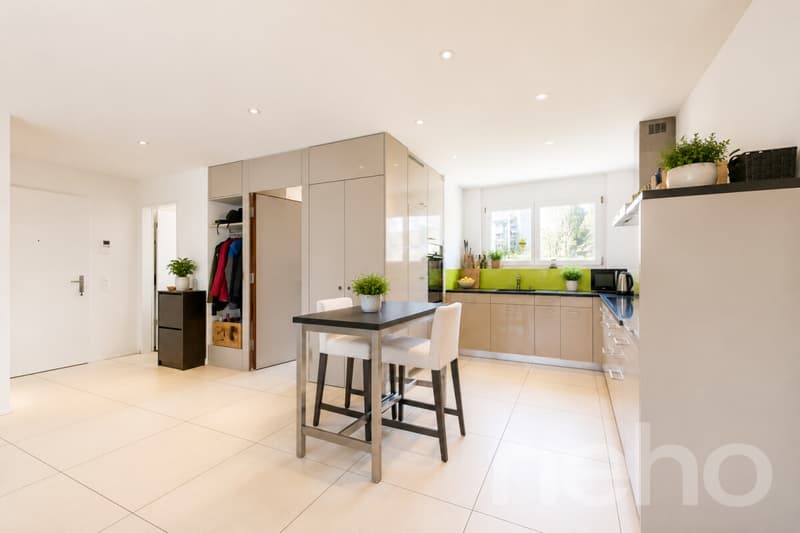 Moderne 3.5-Zimmer-Wohnung im Kreis 11 (3)