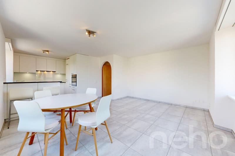 Renovierte Wohnung mit Balkon und Nähe zum See (2)
