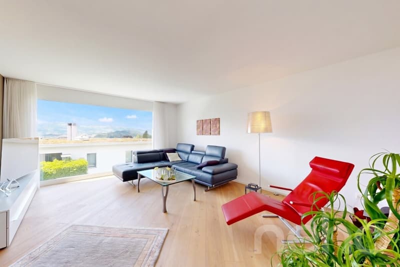 Luxuriöse 4.5-Zimmer-Wohnung mit traumhafter, unverbaubarer Weitsicht (1)