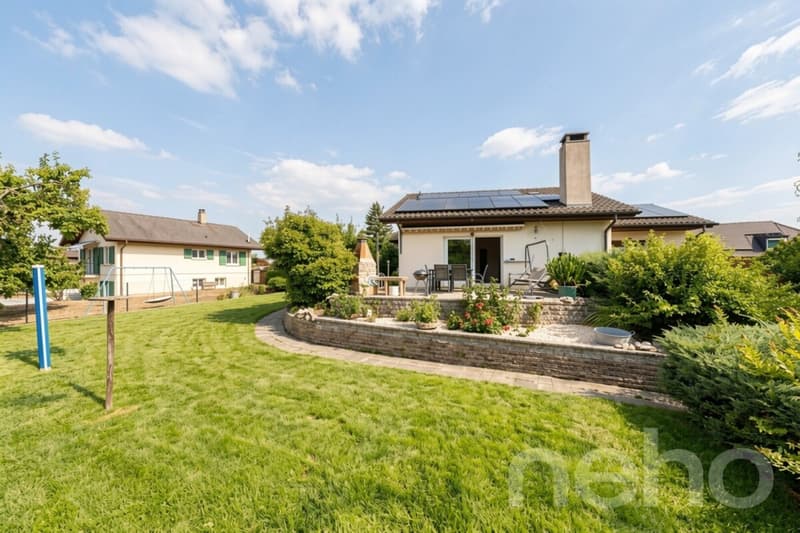 Maison familiale lumineuse avec jardin et potentiel de studio (3)