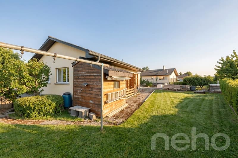 Maison familiale lumineuse avec jardin et potentiel de studio (12)