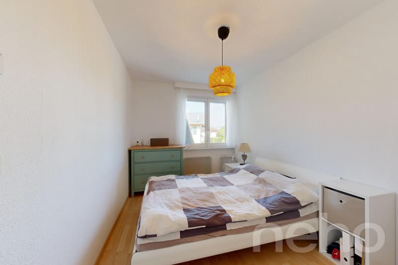 Maison familiale lumineuse avec jardin et potentiel de studio (8)