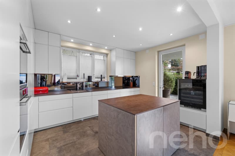 Exklusive 8 Zimmer-Villa mit zusätzlichem Einfamilienhaus auf 1624m² (5)