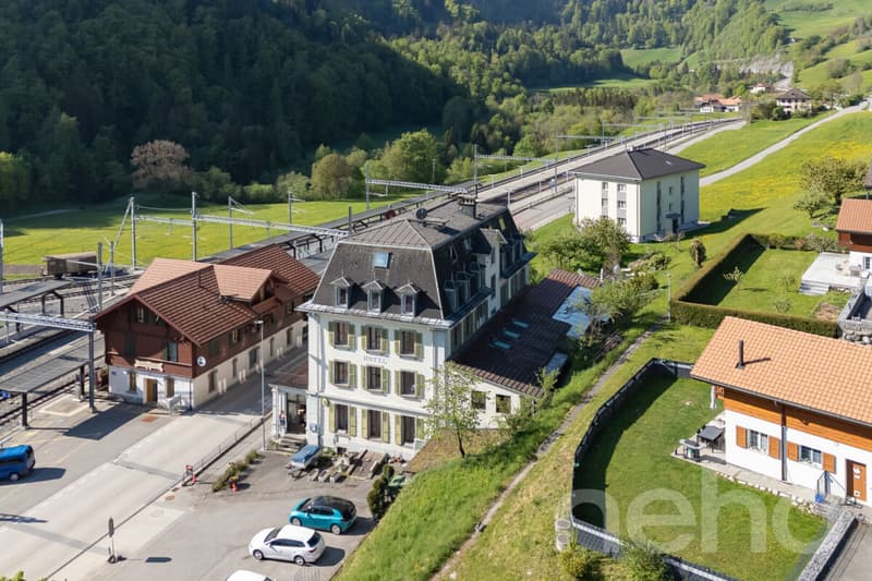 Hôtel de caractère avec fort potentiel de développement (3)