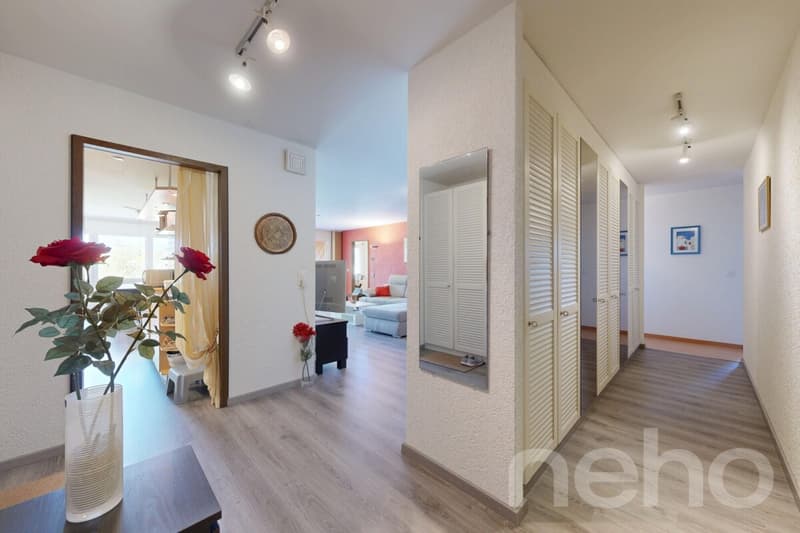 Appartement familial de 5,5 pièces et 157 m² avec cheminée et garage (3)