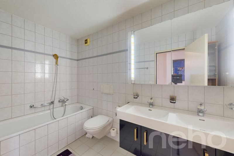 Charmante 3.5-Zimmer-Wohnung mit Wintergarten & Cheminée in Wittenbach (9)