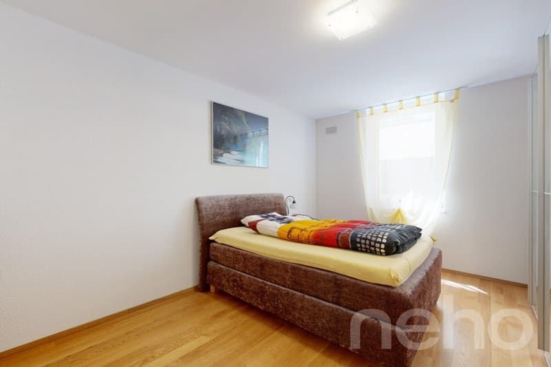 Exklusive 4.5-Zimmer-Terrassenwohnung mit grosszügigem Aussenbereich (8)