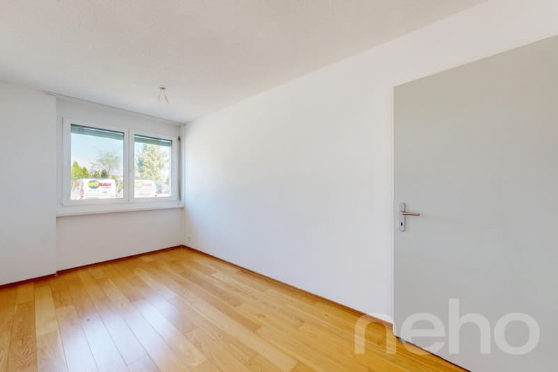 Helle 5.5-Zimmer-Wohnung (12)