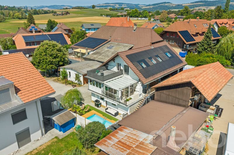 Einzigartiges Familienhaus mit Wellness und Weitsicht (12)
