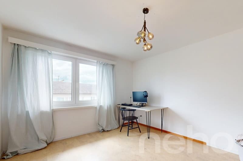 Grosszügige 6.5 Zi-Wohnung auf eigener ganzer Etage! (9)