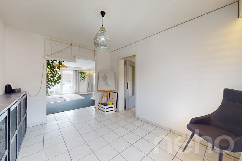 Grosszügige 6.5 Zi-Wohnung auf eigener ganzer Etage! (12)