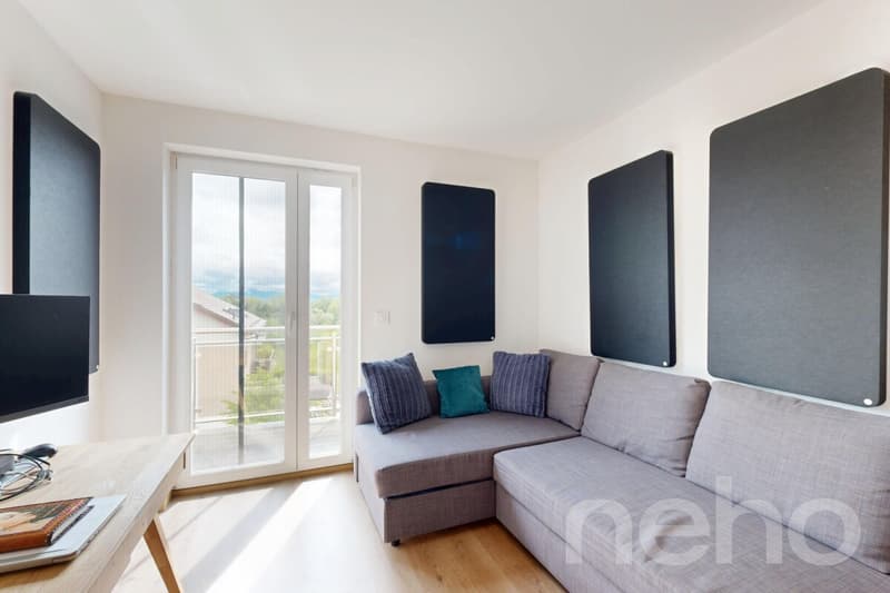 Attique contemporain traversant avec grand balcon et vue dégagée (9)