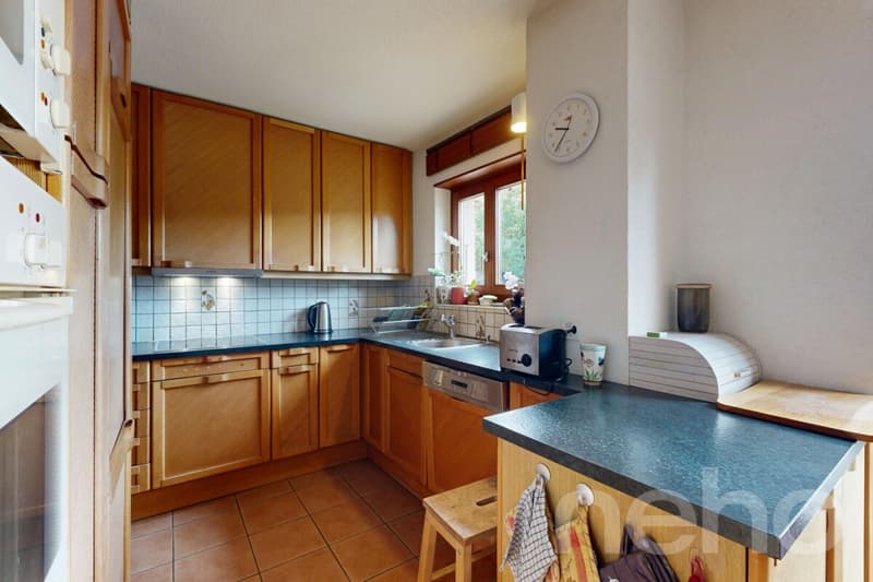 Agréable villa au jardin arboré, sans vis-à-vis (5)