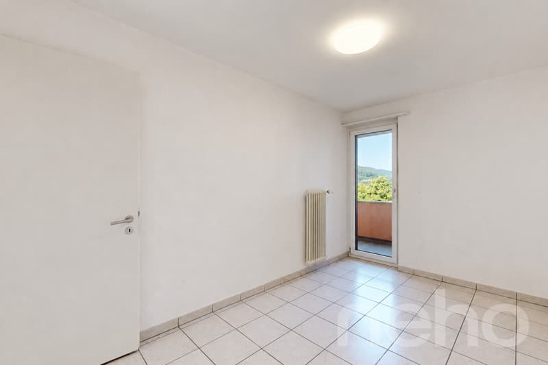 Helle 4.5-Zimmer-Wohnung mit Balkon und Rheinblick in Stein AG (11)