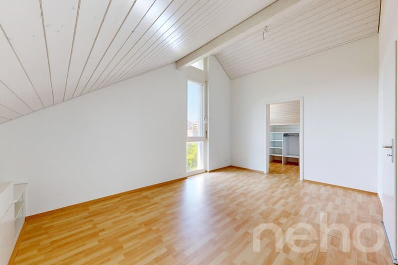 Grosszügiges 6.5Zi-Einfamilienhaus mit Garten und traumhafter Aussicht (5)