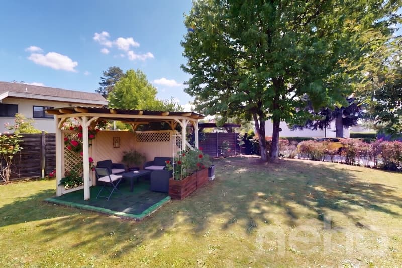 Agréable maison individuelle avec PAC et panneaux photovoltaïques (12)