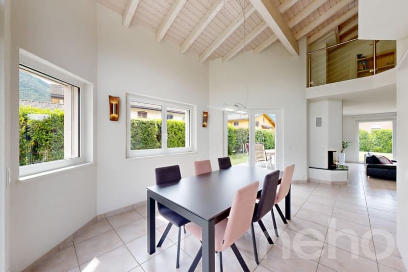 Villa familiale lumineuse aux grands volumes à Bramois (11)