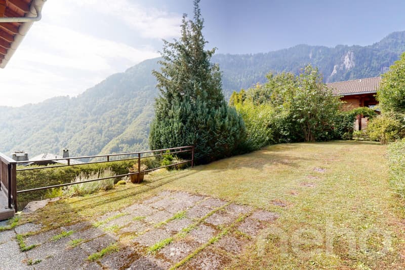 Chalet à Miex : calme absolu et vue panoramique sur les montagnes (12)