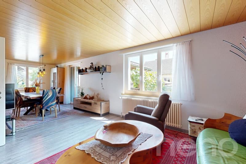 Charmantes 4 Zimmer Haus mit grosszügigem Aussenbereich in Unterkulm (2)