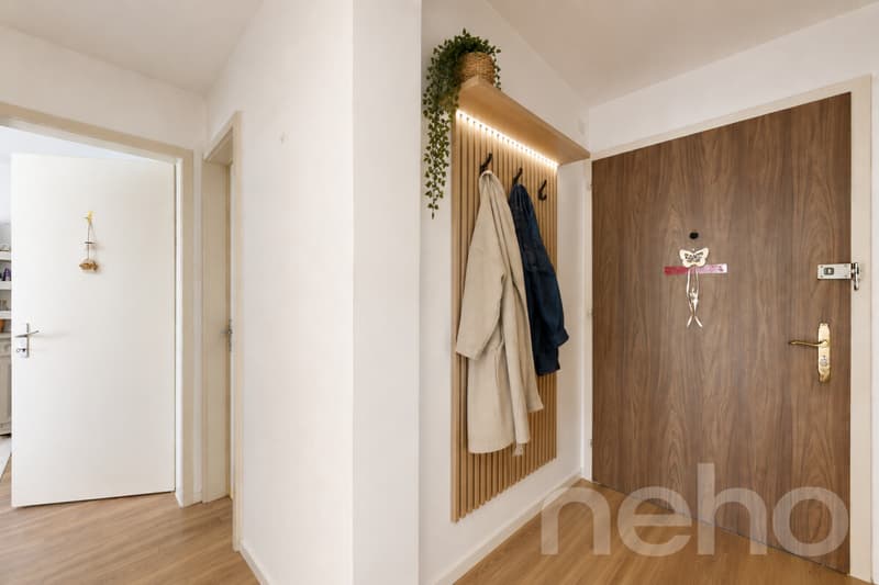 Zentrale 2.5-Zimmer-Wohnung mit Parkplatz und Potenzial (2)