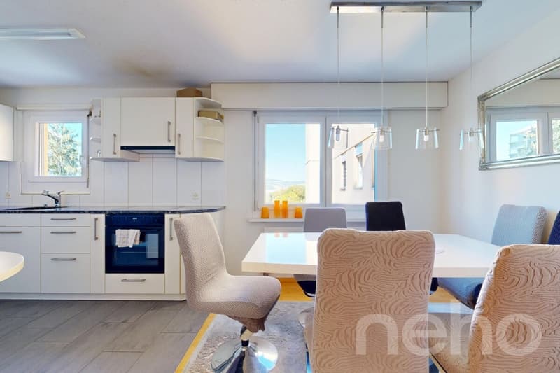 Attraktive 3.5-Zimmer-Wohnung mit teilweisem Seeblick in Horgen (5)