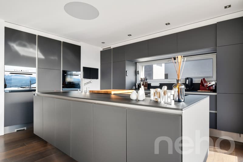 Exklusive Attika-Terrassenwohnung in Wil - Ruhe, Stil und Weitblick (4)