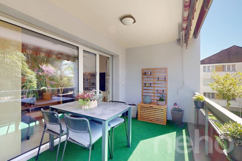 Grand 5.5 pièces en excellent état dans immeuble rénové (10)