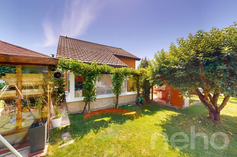 Superbe maison familiale avec piscine et cuisine d'été au calme (4)