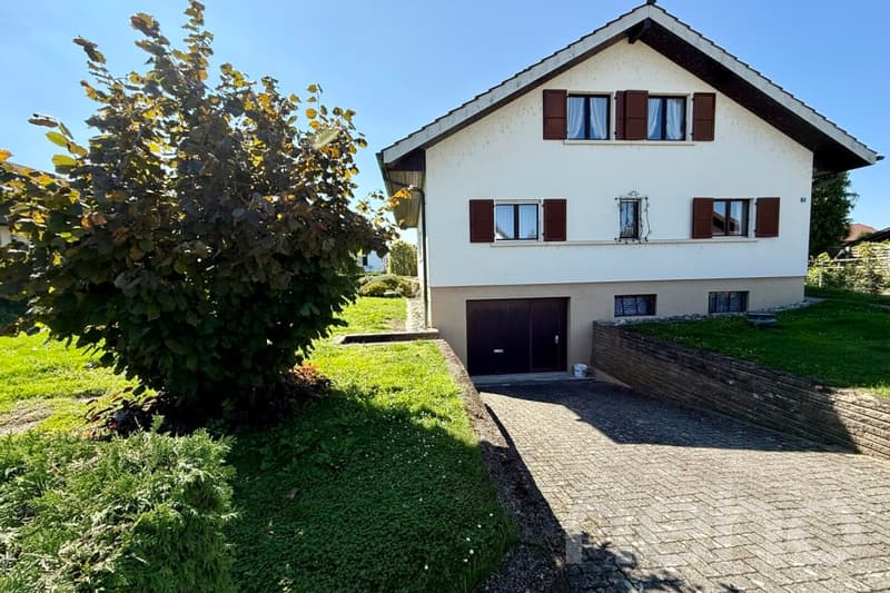 Grande maison familiale dans un quartier résidentiel ! (10)