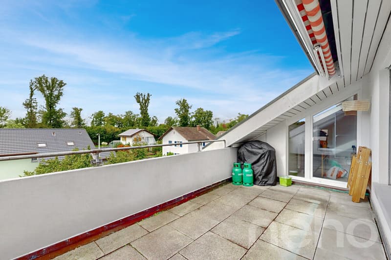Preiswerte Dachwohnung mit 131 m² nahe Emme und Zentrum (10)