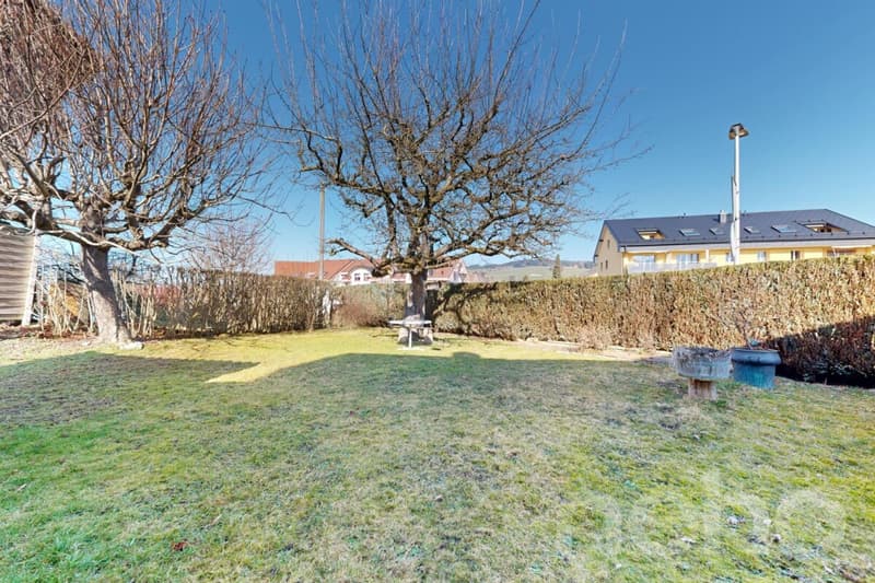 Maison spacieuse à fort potentiel dans un cadre paisible (11)