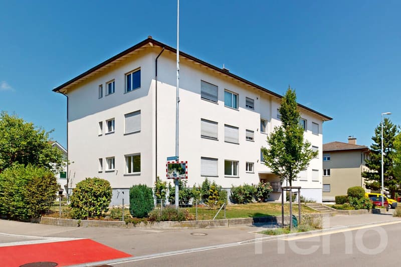 Gepflegtes Mehrfamilienhaus mit 9 Wohnungen in Schwarzenbach SG (1)