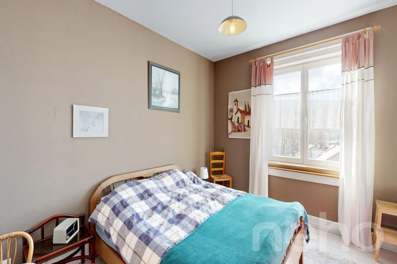 Grande demeure familiale de 2 appartements: 6,5 pièces + 3 pièces (10)