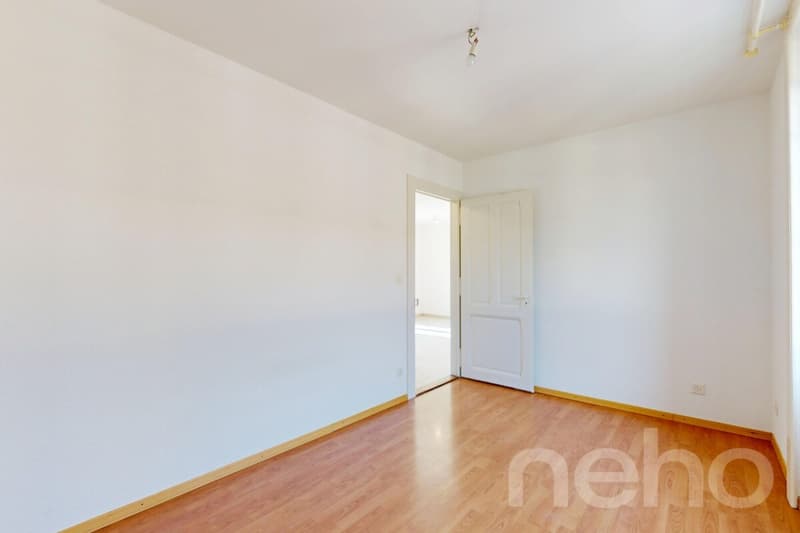 Charmant 2.5 pièces au calme à Clarens ? Idéal investissement (10)