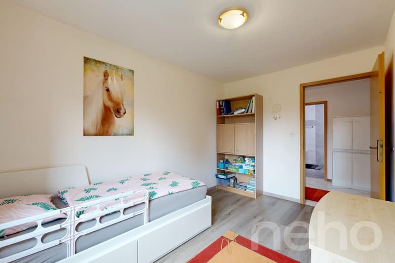 Grand 5,5 pièces de 160 m², vue dégagée et calme absolu (12)