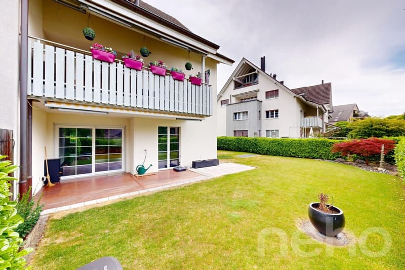 Gartenwohnung mit hochwertigem Innenausbau und vielen Extras (1)