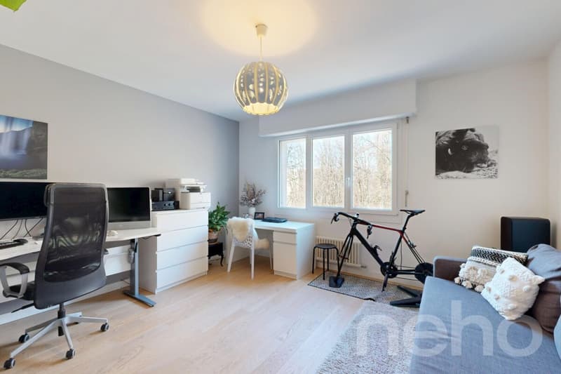 Appartement lumineux 4 chambres avec balcons et vue dégagée (7)