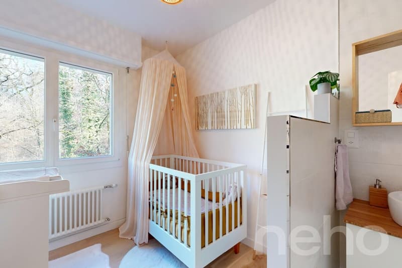 Appartement lumineux 4 chambres avec balcons et vue dégagée (12)