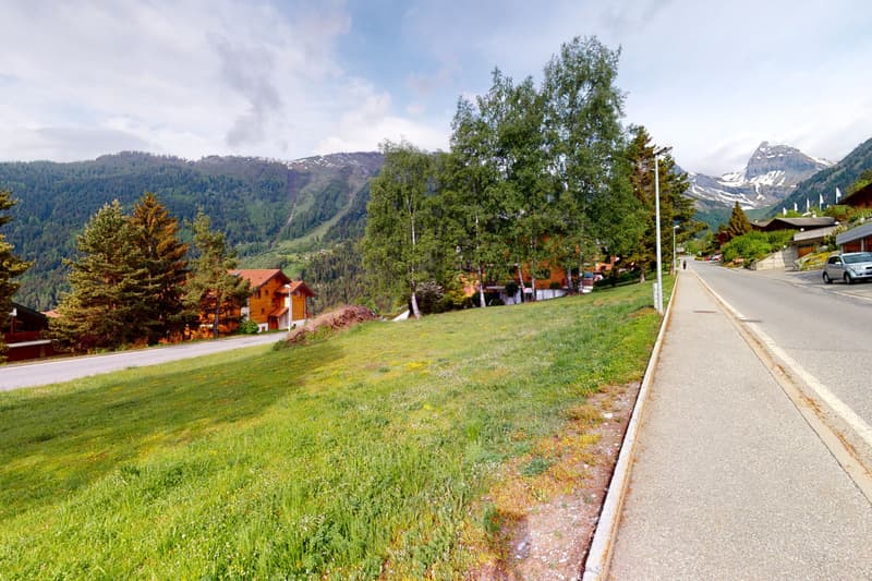 Terrain au centre d'Ovronnaz avec un bon potentiel de développement (12)