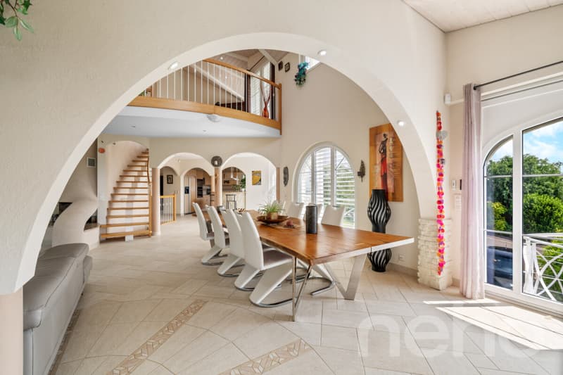 Maison d'exception avec piscine chauffée  ! (5)